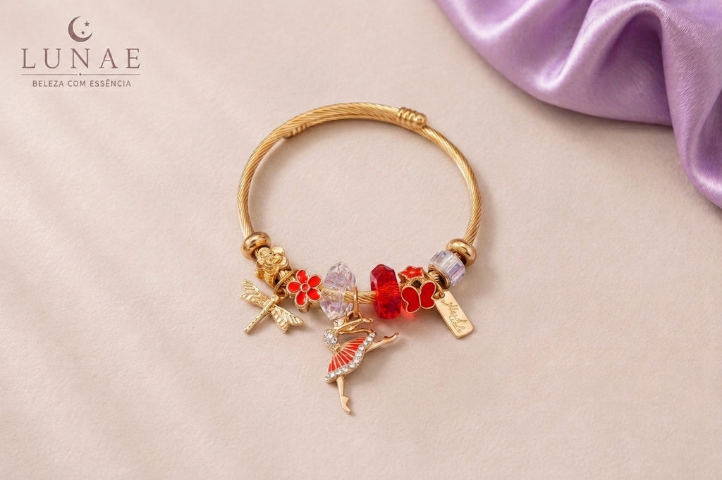 Pulseira Ajustável com Pendentes em Aço Inoxidável